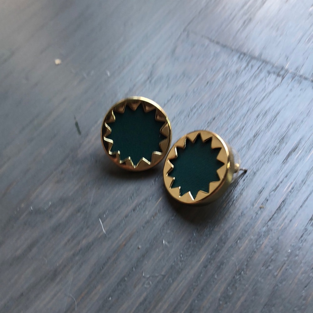 House of Harlow 1960 burst Green Stud earring